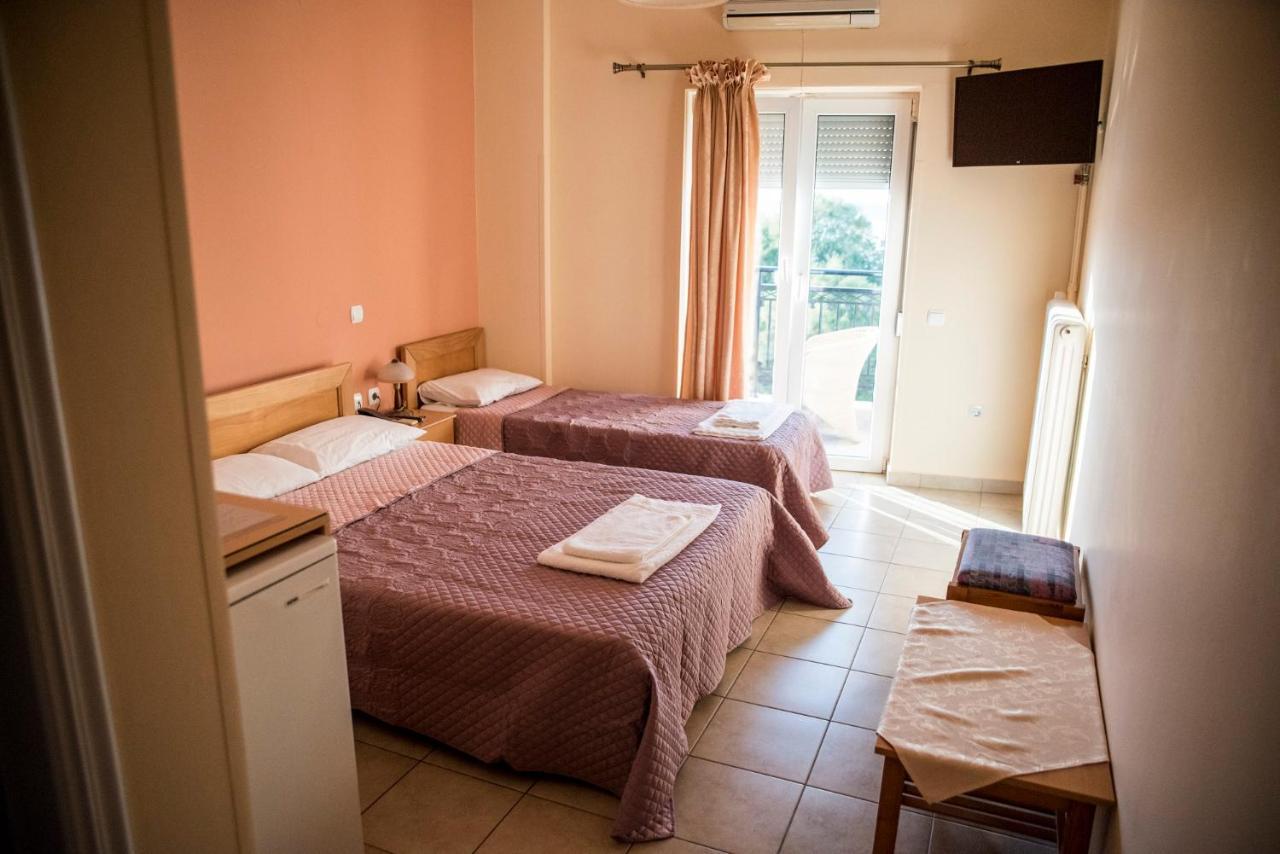 Zoumboulis Rooms Mytilíni Exteriör bild