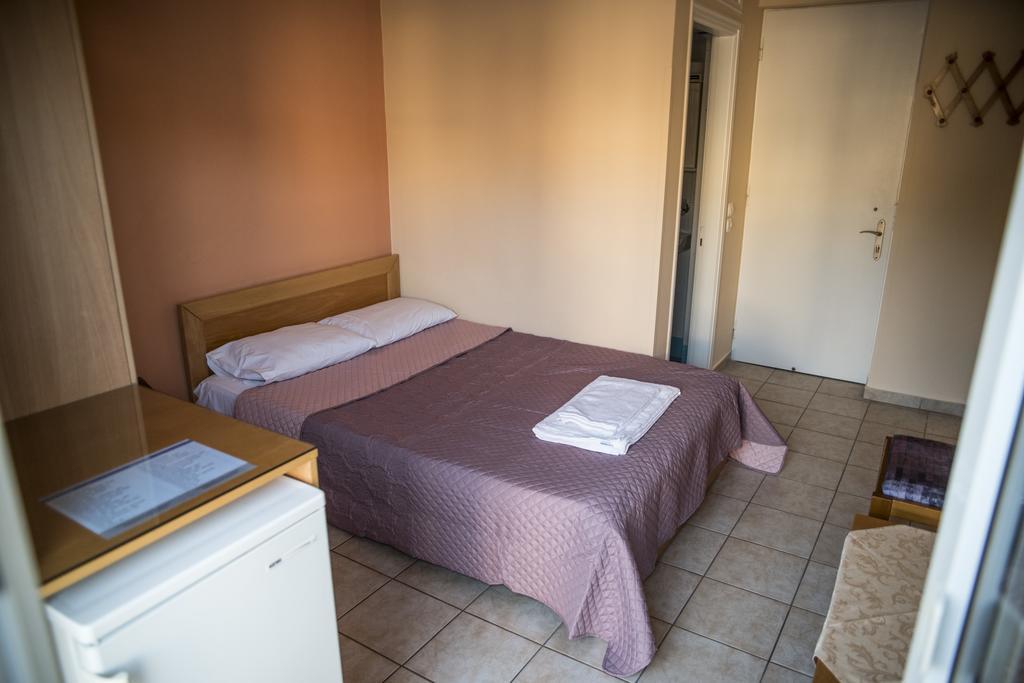 Zoumboulis Rooms Mytilíni Exteriör bild
